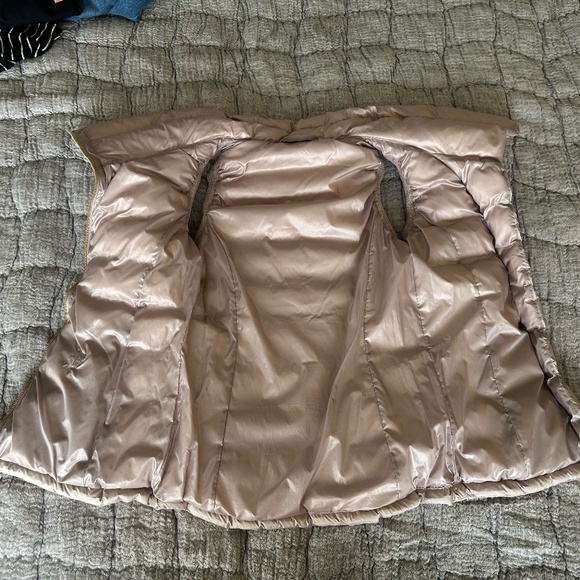 Athleta Puffy Vest - Picture 3 of 5